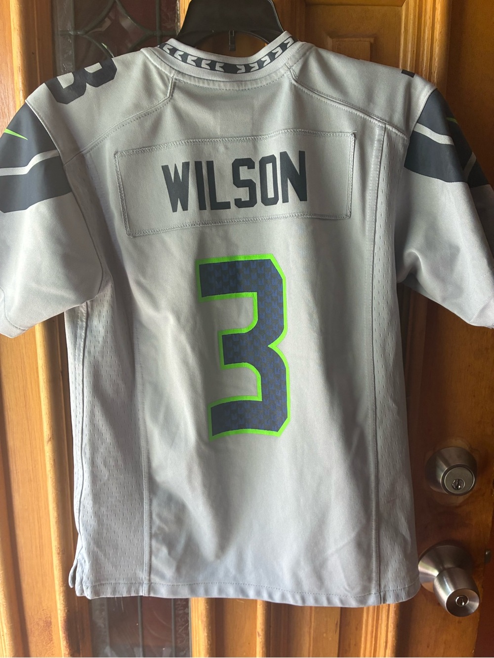 Nike Youth M 10/12 Seattle Seahawks Russell Wilson Gray Inverted Game Jersey